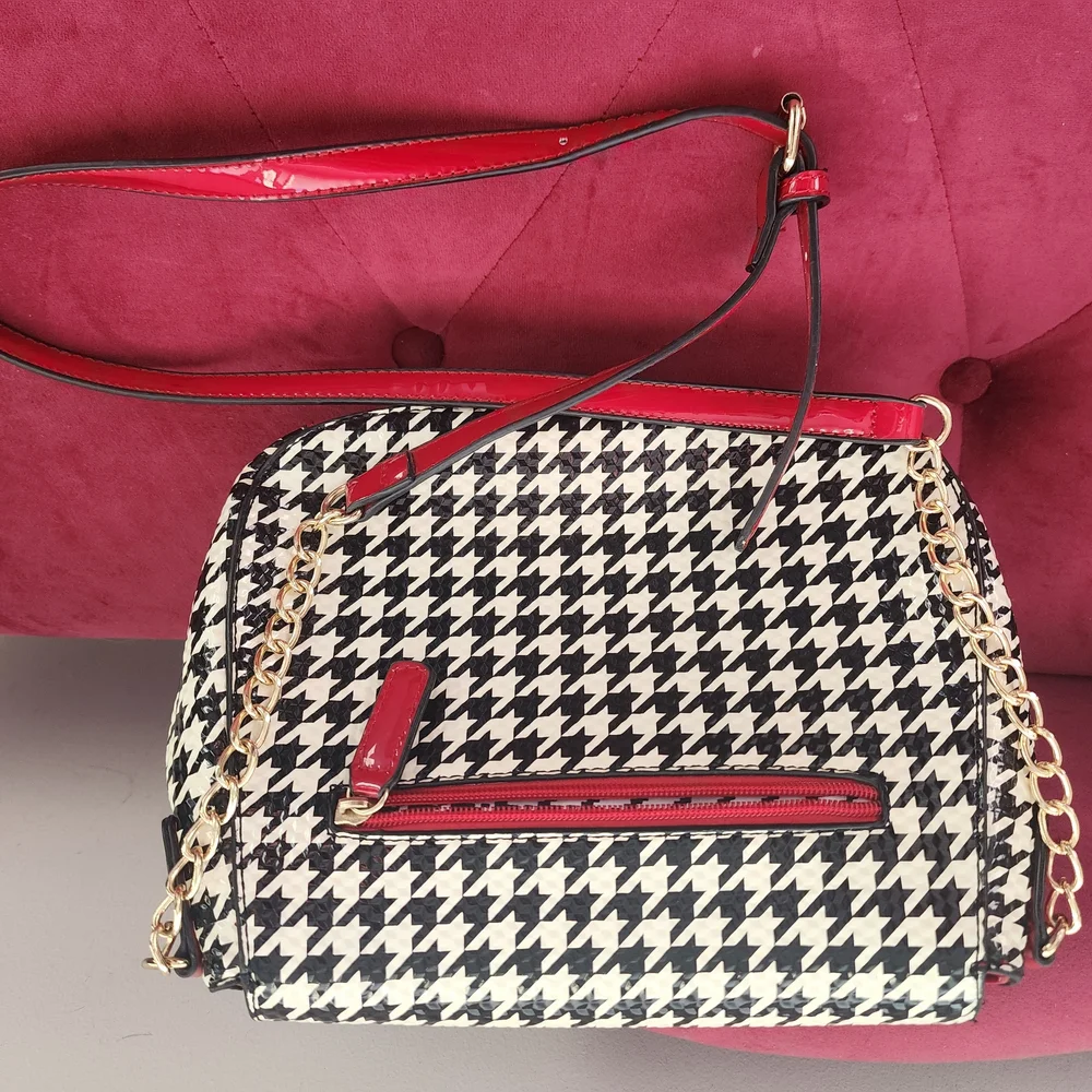 Houndstooth Crossbody Bag With Patent Red Strap And Outling